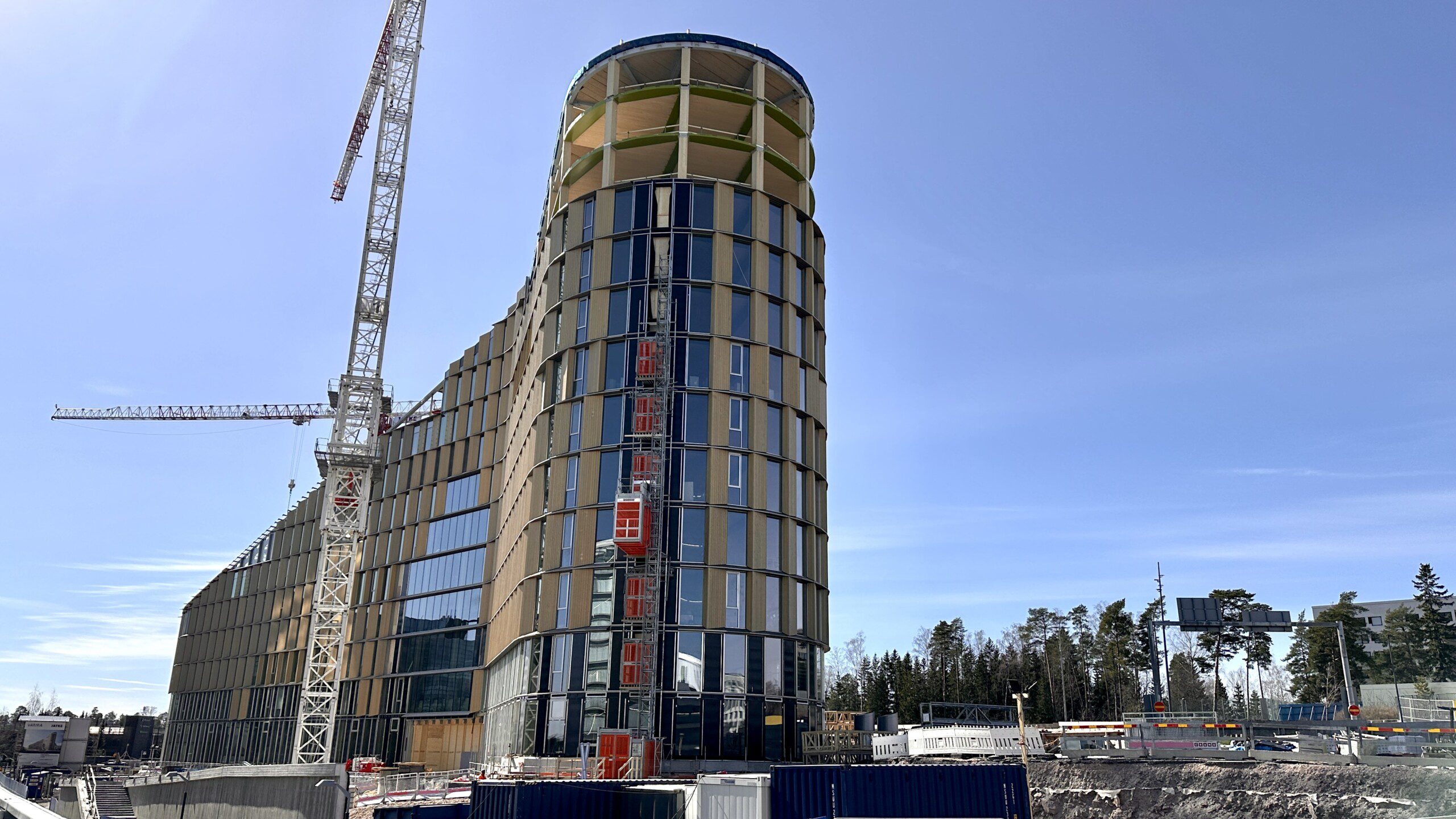 Keilaniemen Portti Office Building Photo 2